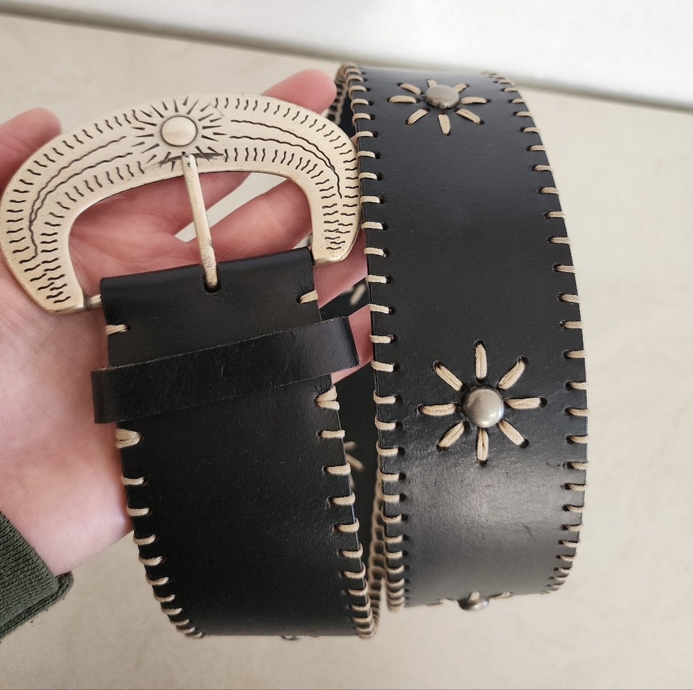 Boho Western Whipstitch Belt Floral Cutout Black Belt w/ Moon And Star Buckle - Picture 2 of 4
